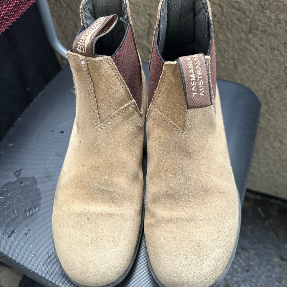 COPY - Blundstones